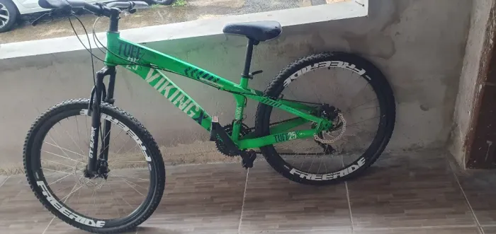 Bicicleta viking em ótimo estado de conservação,