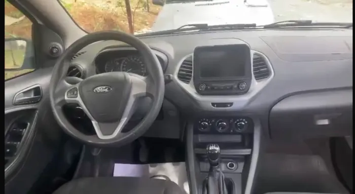 Ford KA 1.5 Sedan SE Plus 12V Flex 4P Mec. 2021
