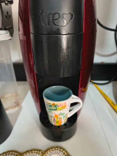 Cafeteira três corações 