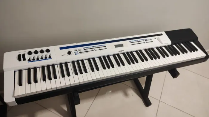 Piano Casio PX5S 88 teclas