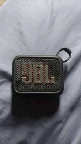 Caixa de som jbl mini som puro go 4