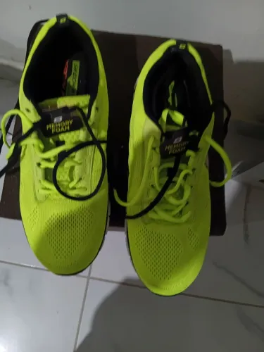 Sapato esportivo 