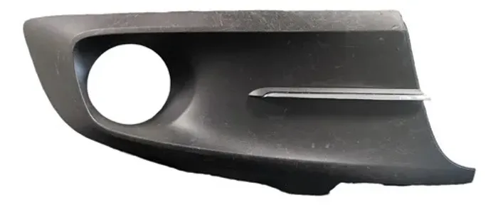 Moldura Farol Milha Direito Vw Fox 5z0853666e 2010 A 2014 Preto Direito