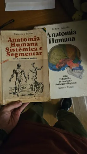 KIT com 2 livros de medicina