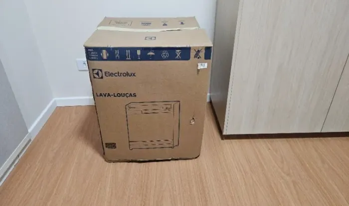 LAVA LOUÇA ELETROLUX -INOX - 8 SERVIÇOS- NOVA