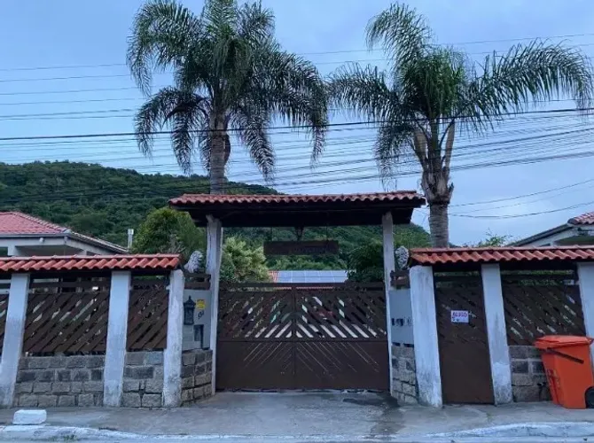ALUGO CASA EM CONDOMÍNIO FECHADO NO CAMPECHE