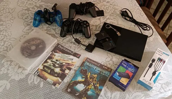 PlayStation 2 (PS2) Completo + Jogos + 2 Controles + Memory Cards