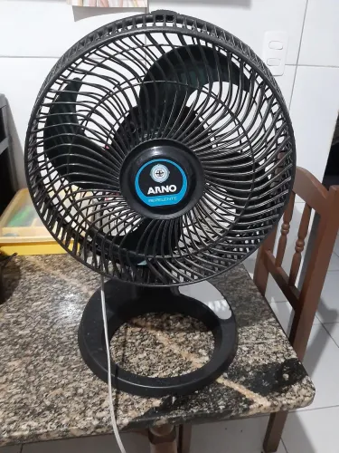 VENTILADOR ARNO COM REPELENTE 