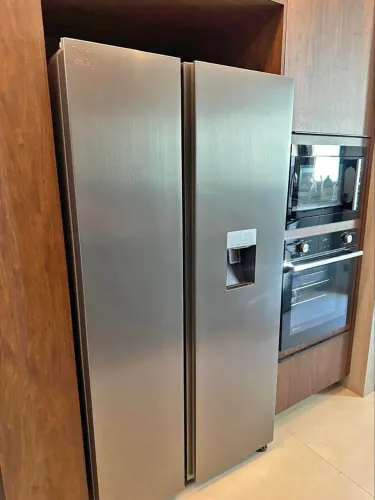 Geladeira Philco Side by Side 110V (Rara nessa voltagem / Praticamente nova)?