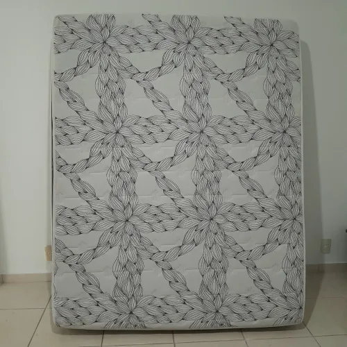 Colchão casal de mola