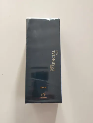 Perfume Natura Essencial Oud feminino 