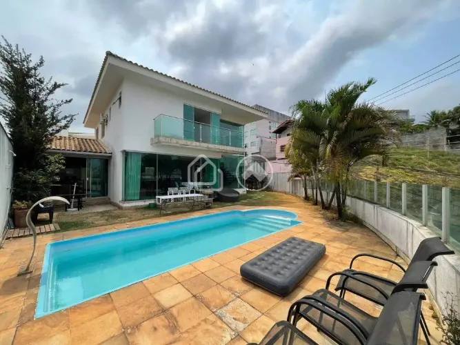 Casa residencial com piscina e espaço gourmet para aluguel no Estoril