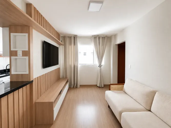 Luxuoso Apartamento com linda vista no Condomínio Ville Firenze