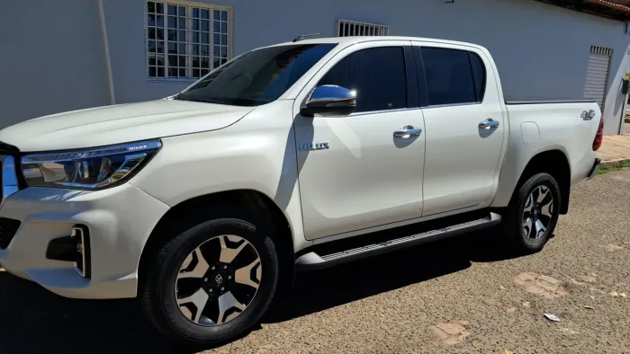 Toyota Hilux CD SRX 4X4 2.8 TDI 16V Diesel Aut. 2020