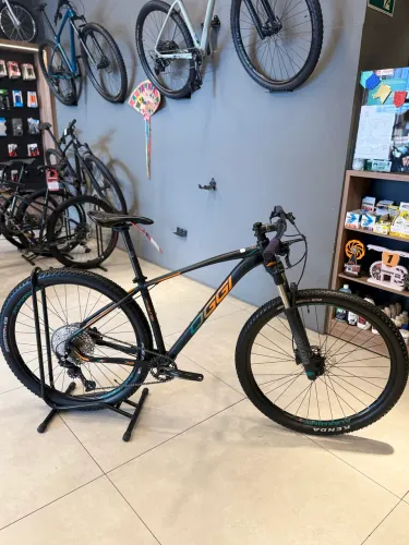 OGGI big wheel 7.2 tamanho 17