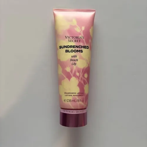 Hidratante corporal perfumado Victoria?s Secret Sundrenched Blooms with Beach Lily