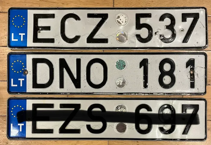 Placa de carro original Lituânia para coleção - carros, veículo, Europa