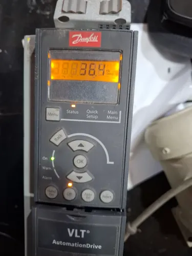 Inversor de frequência modelo FC302 1.5 HP 380v(TROCO POR OSCILOSCÓPIO)
