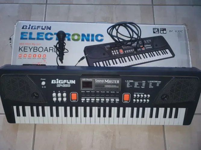 Teclado bigfun para iniciantes e crianças.
