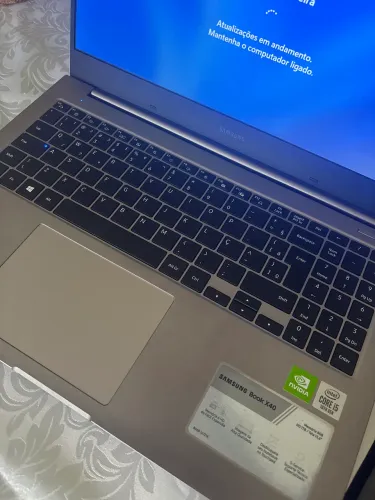 SAMSUNG BOOK X40