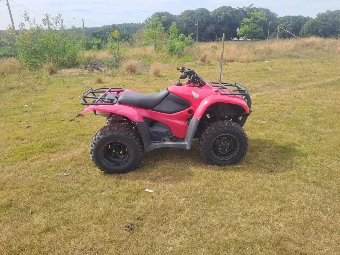 Quadriciclo Honda fourtrax 4 x 4 - novíssimo!