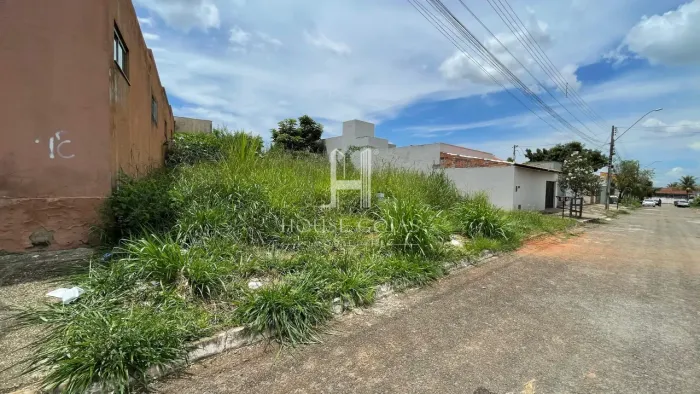 Lote à Venda, Residencial Kátia, Goiânia, GO
