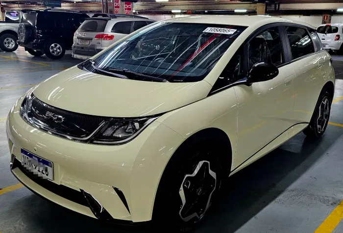 BYD Dolphin EV (Elétrico) 2026