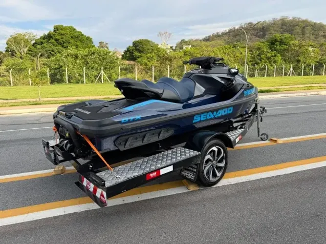 JET SKI / CATEGORIA: MOTO AQUATICA. SEADOO COR: AZUL ABYSS / AZUL GULFSTREAM