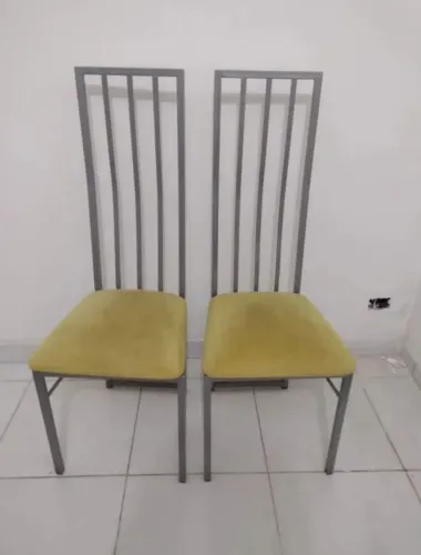 Par de Cadeiras de Jantar em Metal e Estofado