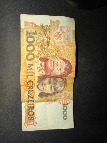 Nota de 1000 cruzeiros Indígenas Carajás
