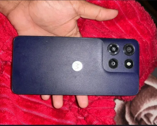 Vende- se celular Moto E 7 comprado em dezembro tenho nota fiscal