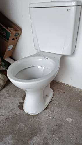 Vaso sanitário com caixa acoplada