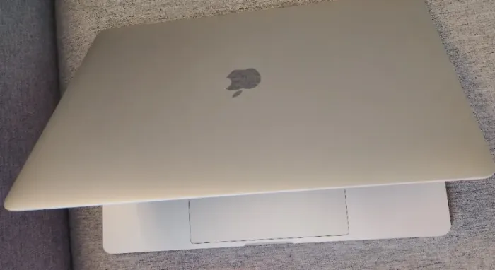 MacBook pro top ano 2019 processador i9 ram 16gb ssd1 tb placa de vídeo de 4 GB aceito tr