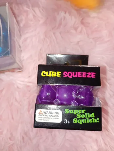 Squeenze cubo, manteiga e queijo