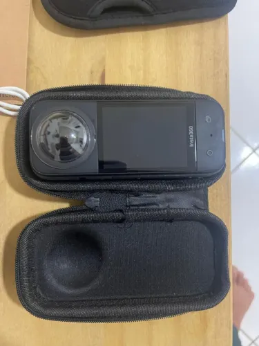 Insta360 X3 - Com bastão para moto
