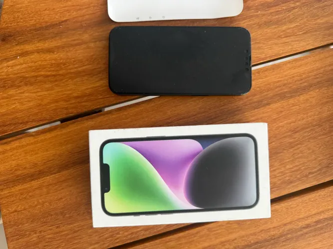 iPhone 14 128g midnight novíssimo 86% de bateria 