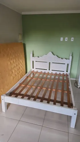 Cama casal com colchão