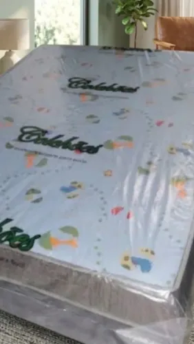 Cama box casal