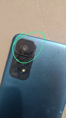 Celular quebrado 
