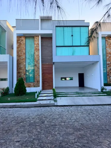 Casa em condomínio