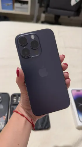 iPhone 14 Pro - Deep purple