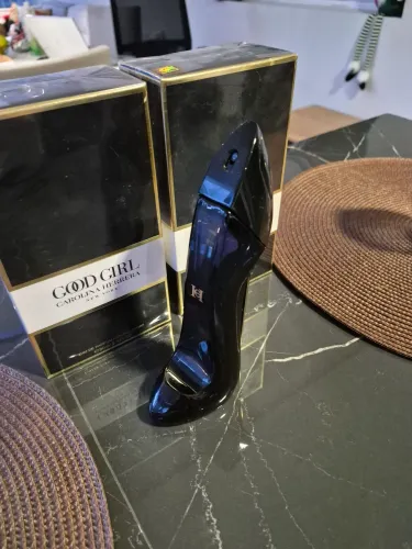Perfume importado Carolina Herrera 80 ml novo