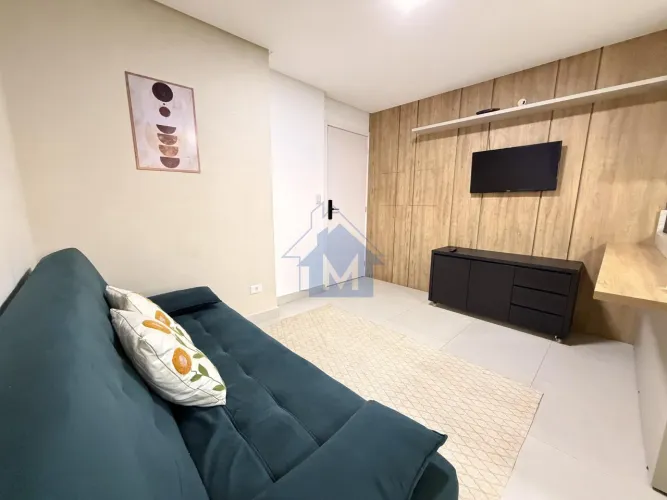 Apartamento Mobiliado, 1 Suíte e 1 Quarto, Sacada com Churrasqueira, no Centro!