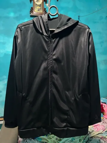 Blusa de frio feminina preta com capuz gg