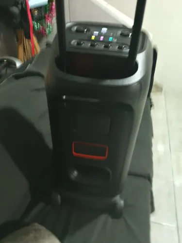 Caixa som JBL 320