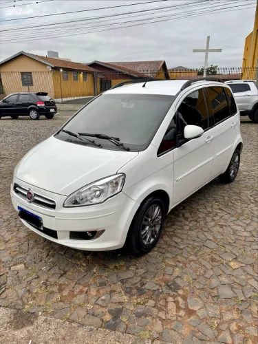 Fiat Idea Attractive 1.4 Fire Flex 8V 5P 2014