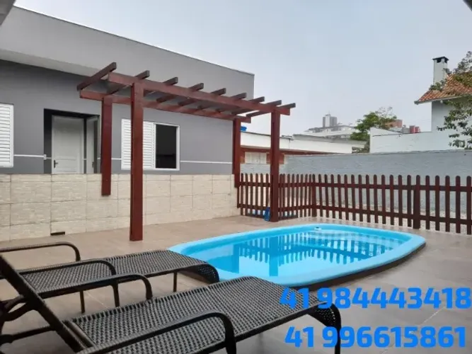 Alugo casa para 12 pessoas com piscina próximo do mar em Guaratuba Praia Central
