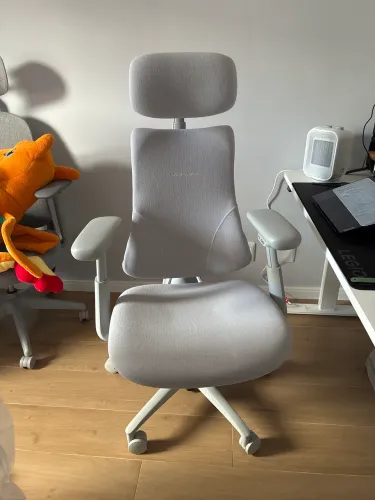 Cadeira Omni Chair Cinza