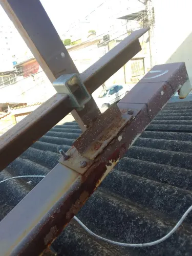 Vende-se Perfis de aço