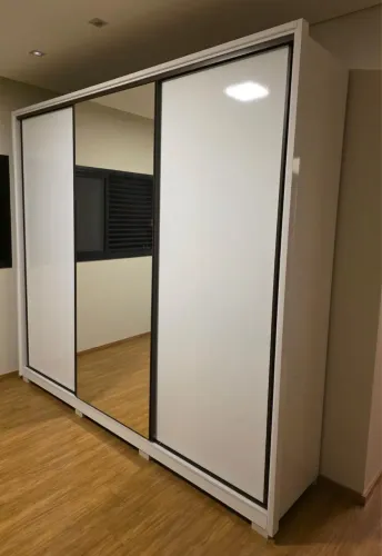 Guarda roupa